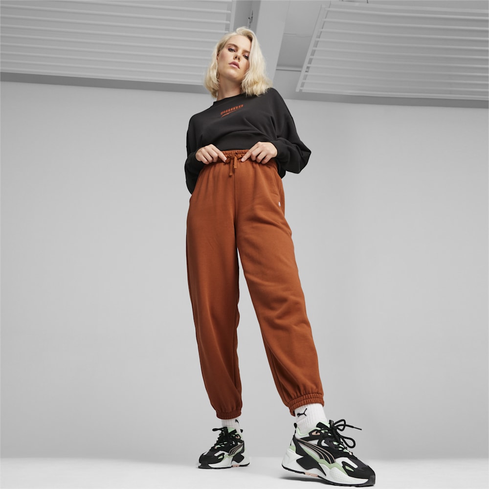 Puma DOWNTOWN Relaxed Sweatpants - Teak