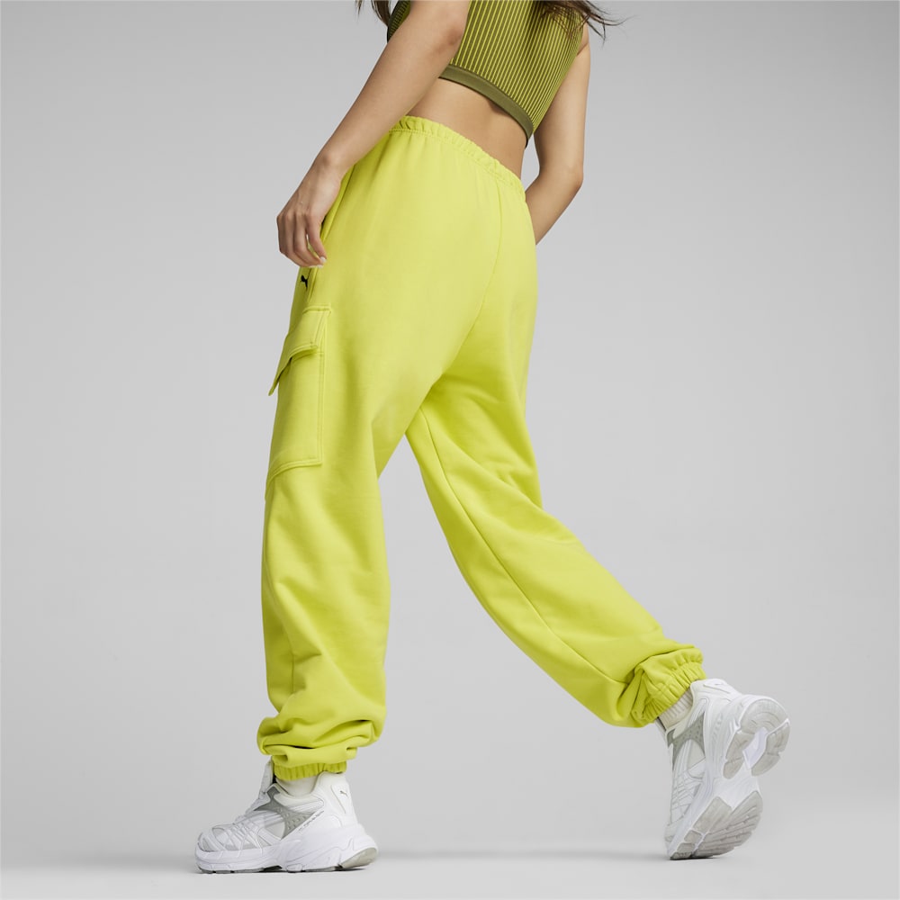 Puma DARE TO Relaxed Sweatpants - Lime Sheen