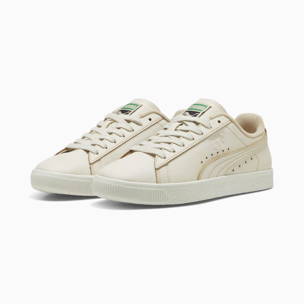 Puma Clyde Coffee Sneakers - White-Coffee-Coffee