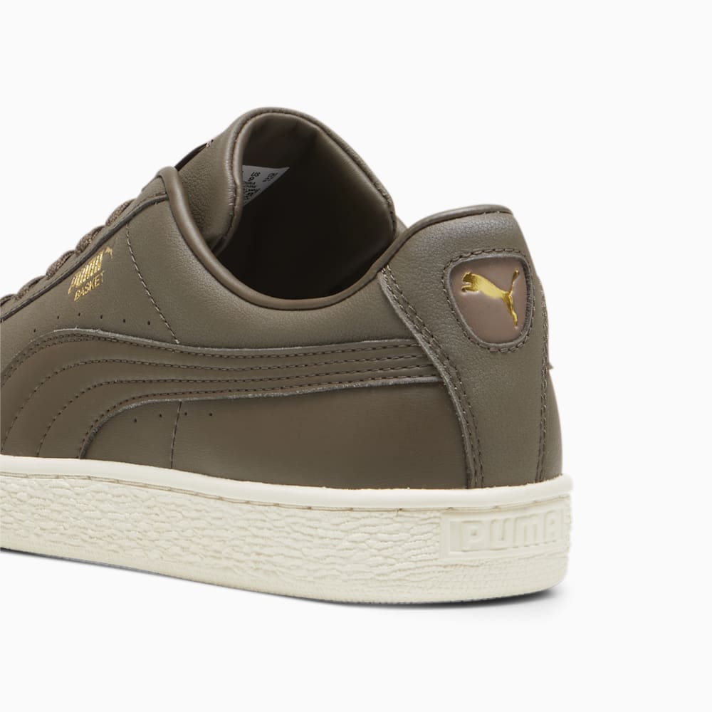 Puma Basket Classic XXI Sneakers - Chocolate-Chocolate-Gold