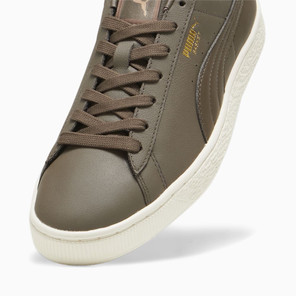 Puma Basket Classic XXI Sneakers - Chocolate-Chocolate-Gold