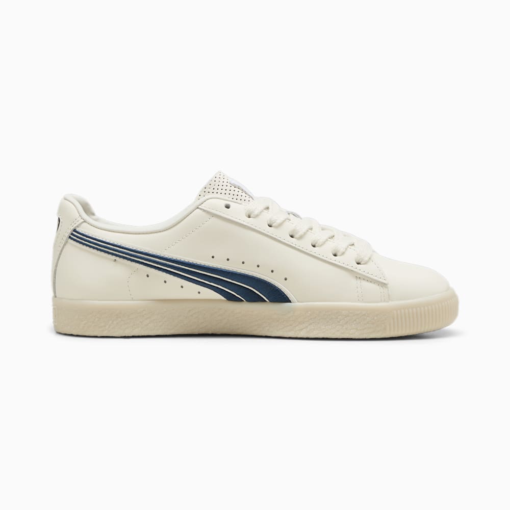 Puma Clyde Classics Sneakers - Warm White-Sedate Gray-Parisian Night